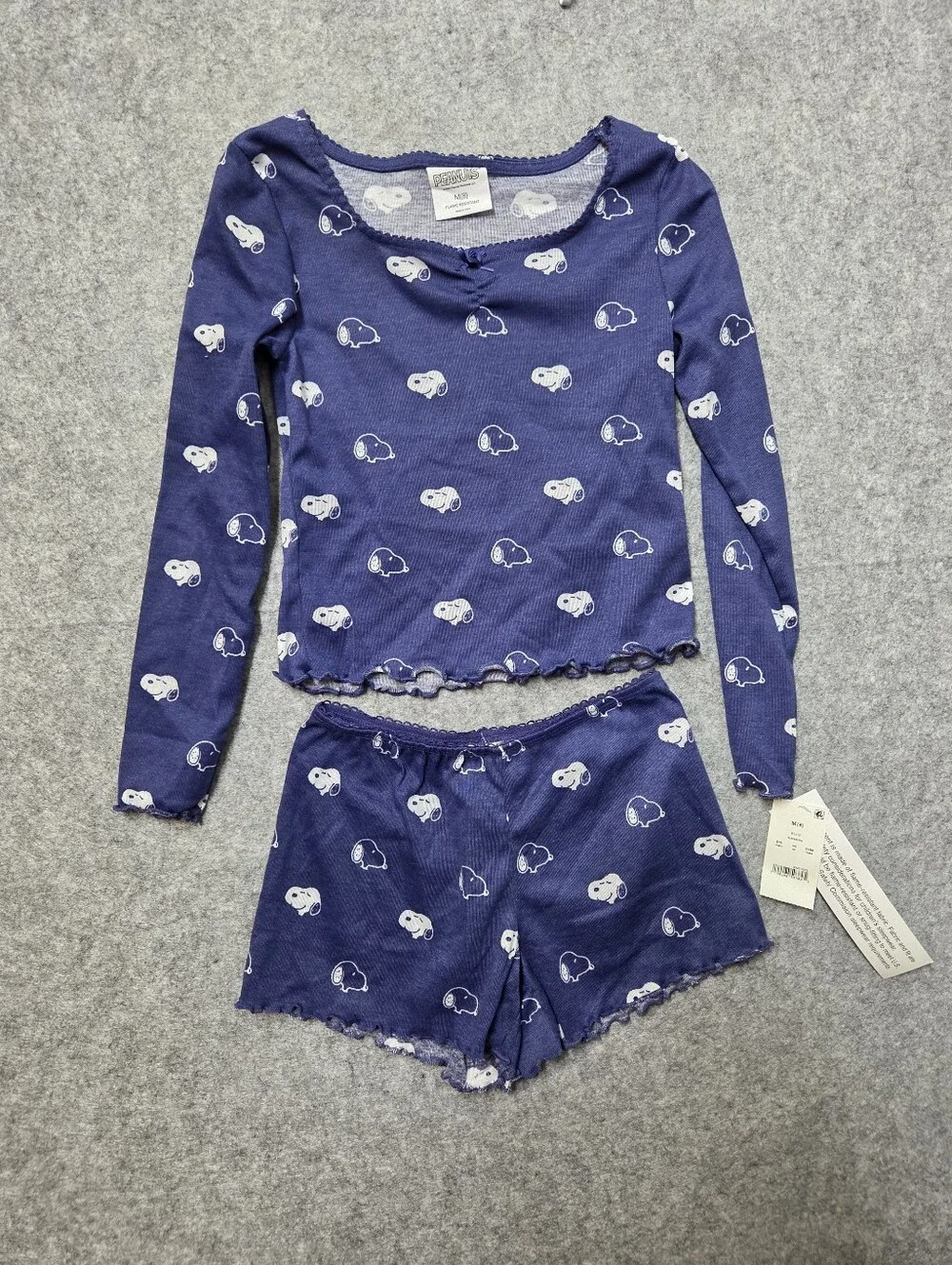 Peanuts Snoopy Girls Long Sleeve Top & Shorts Med (8) Nwt